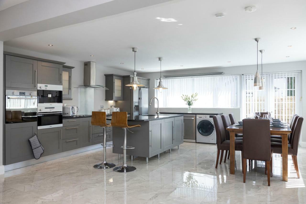 Chestnut House, Beautiful, Spacious & Comfortable Belfast Exterior photo